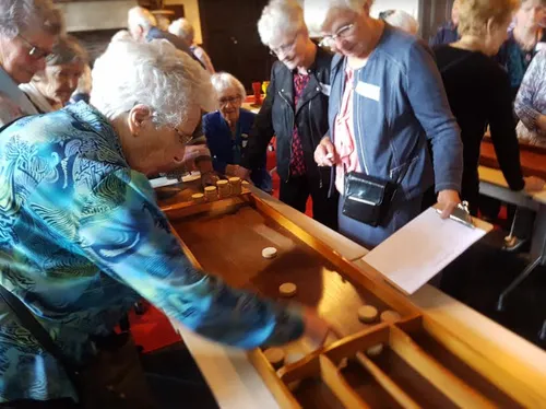 soamen op e28099n benkske 04