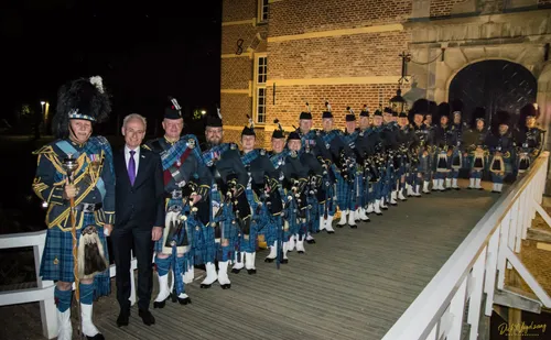 the royal air force waddington pipes and drums 06