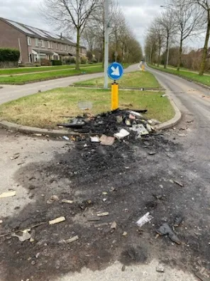 Schade aan het asfalt in Wijchen-Zuid, veroorzaakt tijdens de jaarwisseling. Foto: gemeente Wijchen