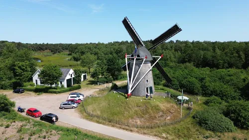 De Hernense Molen vanuit een drone gefotografeerd. Foto: Vincent Mepschen