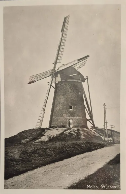 Ee ansichtkaart uit 1935 met de Wijchense Molen
