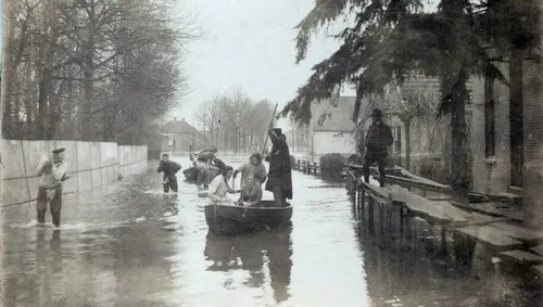 Watersnood 1926 - 2021-wijchen-kasteellaan-1926-915x518-1
