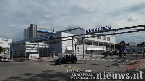 20150820 boz bravis 896 504 03a