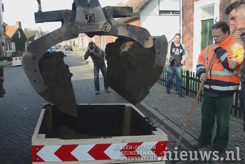 20171127 oss bloembakken 002