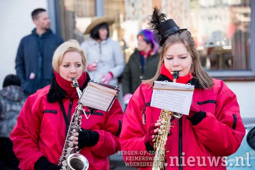 20180210 oss intocht 003