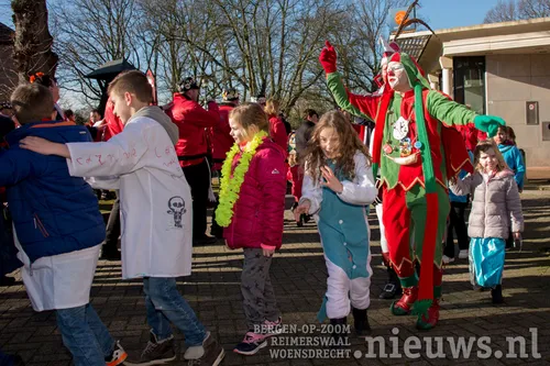 20180210 oss intocht 021