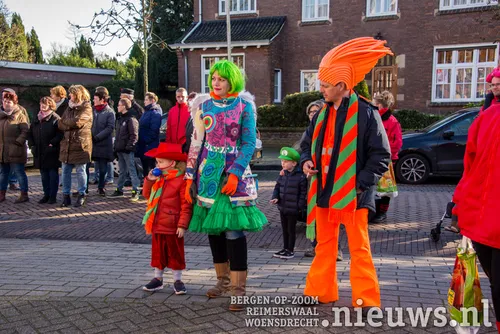 20180210 oss intocht 024