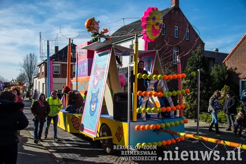 20180213 oss optocht 007 bordermaker