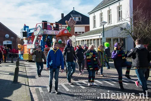 20180213 oss optocht 009 bordermaker