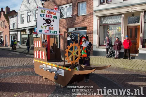 20180213 oss optocht 021 bordermaker