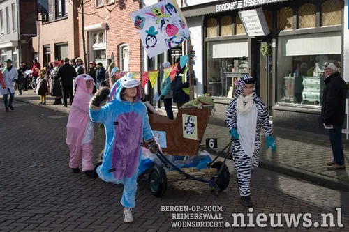 20180213 oss optocht 024 bordermaker