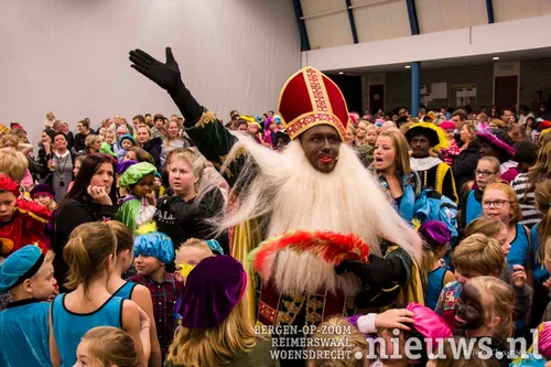 20181119 oss intocht 009