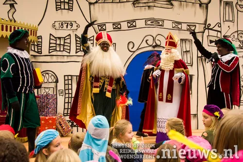 20181119 oss intocht 010