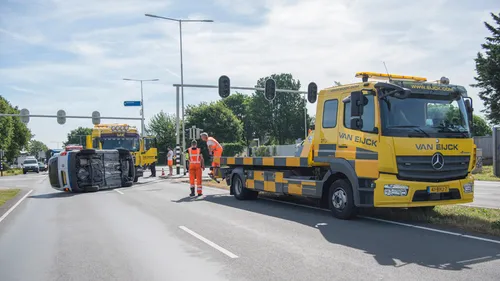 20190722 randweg bestelwagen