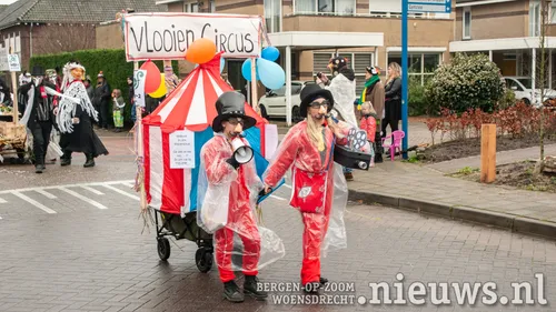 20200224 hoo woe optocht 038