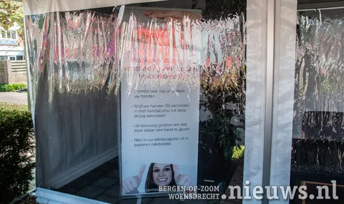 20200427 oss kletstent 002