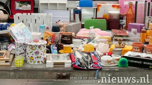 20210801 put rommelmarkt batters 004