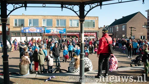 20220226 oss intocht 011