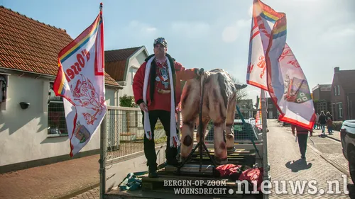 20220226 oss intocht 022