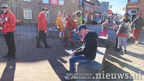 20220227 oss ostrechtse rwooie spellekes draod 004