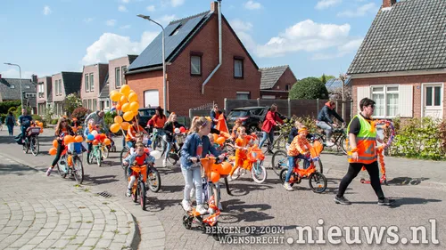 20220427 03 put koningsdag 004