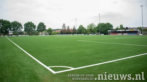 20220520 jkr hoo meto kunstgras 001