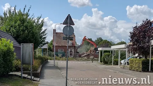 20220726 jkr hoo sloop boerderij 005