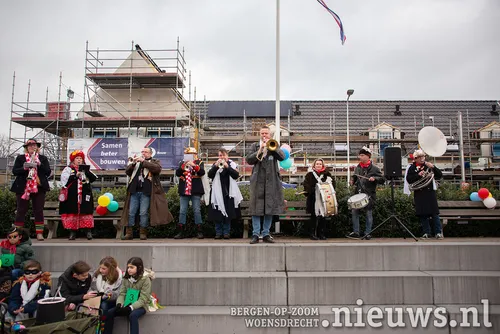 20230217 jkr woe optocht fortuna 002