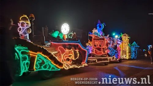 20230429 mm hoo lichtstoet 007