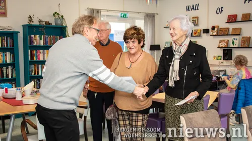 20231113 jkr put mantelzorgcompliment 002