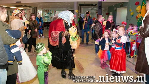 20240210 jkr wjee intocht 033