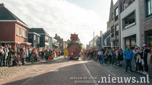 20240212 jkr wjee optocht 058