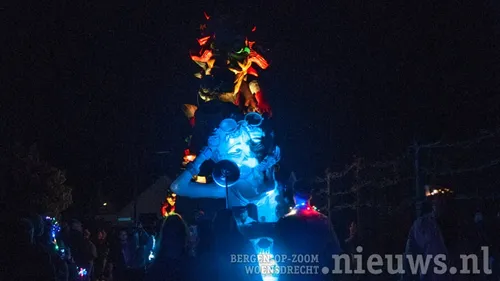 20240413 jkr huij lichtstoet 011