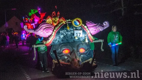 20240413 jkr huij lichtstoet 015