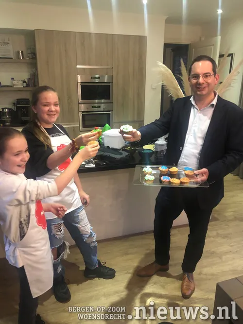 toasten op het mooie resultaat 14 01