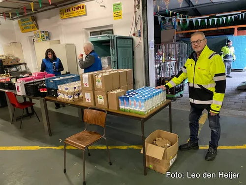 De reguliere voorraad en de spullen van de Jumbo, klaar voor het uitdelen