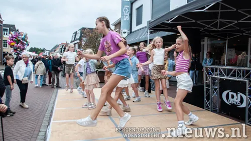 Modeshow en dans bij Lots of Fasion