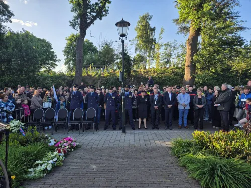 Dodenherdenking in de kern Woensdrecht
