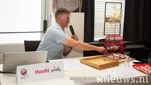 Wim van Geest als 'Hoofd Bingo'