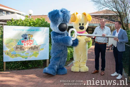 De sleutel van het park werd overhandigd aan Woezel &amp; Pip (in 2024)