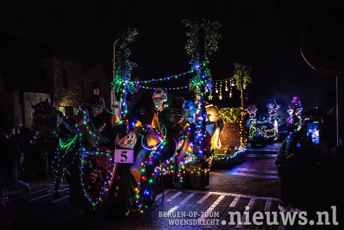 20260328_JKr_Hoo_Lichtstoet_004