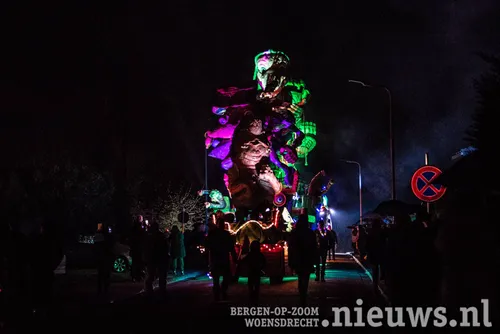 20260328_JKr_Hoo_Lichtstoet_007