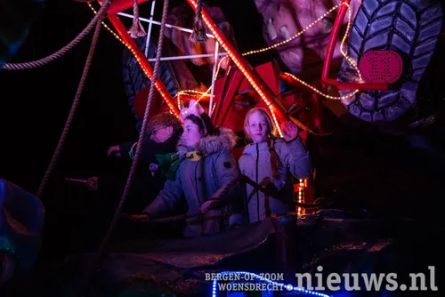 20260328_JKr_Hoo_Lichtstoet_009