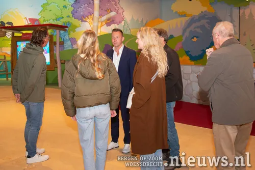 In de "Vriendjesland" hal werden de gasten ontvangen door Michael van Hoorne, CEO van Van Hoorne Studios
