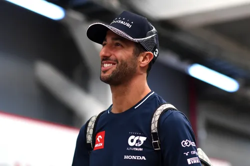 alphatauridaniel ricciardo
