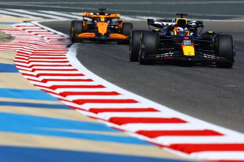 <i>Ziet de concurrentie Verstappen ook dit jaar weer aan de horizon verdwijnen?</i>