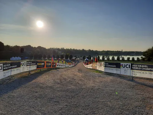 The start of the gravel World Cup