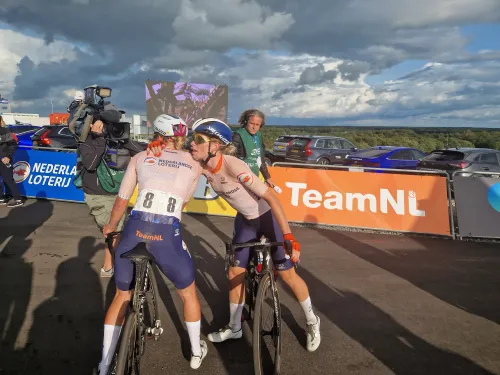 Wiebes and Vollering both compete at the World Gravel Championships (Oct. 7)