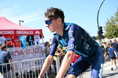 romain bardet 64fdc3e0a53b1