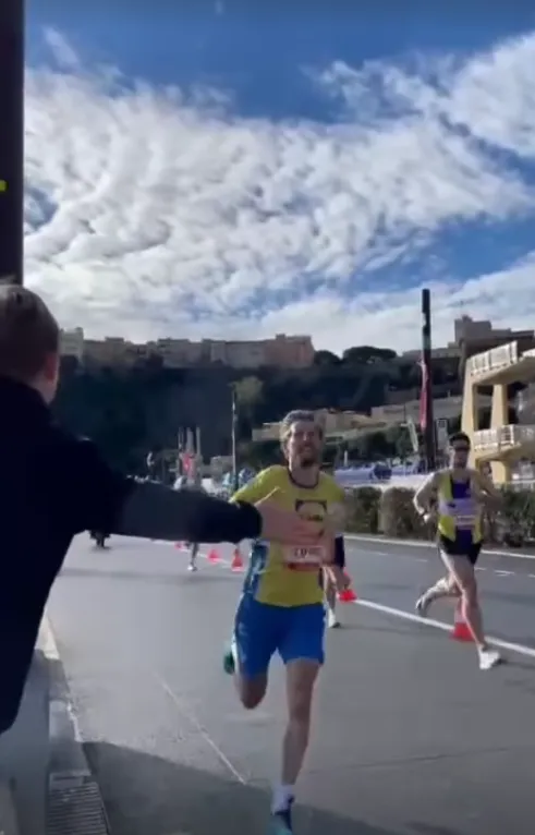 Mollema heet zelfs nog tijd voor handjeklap